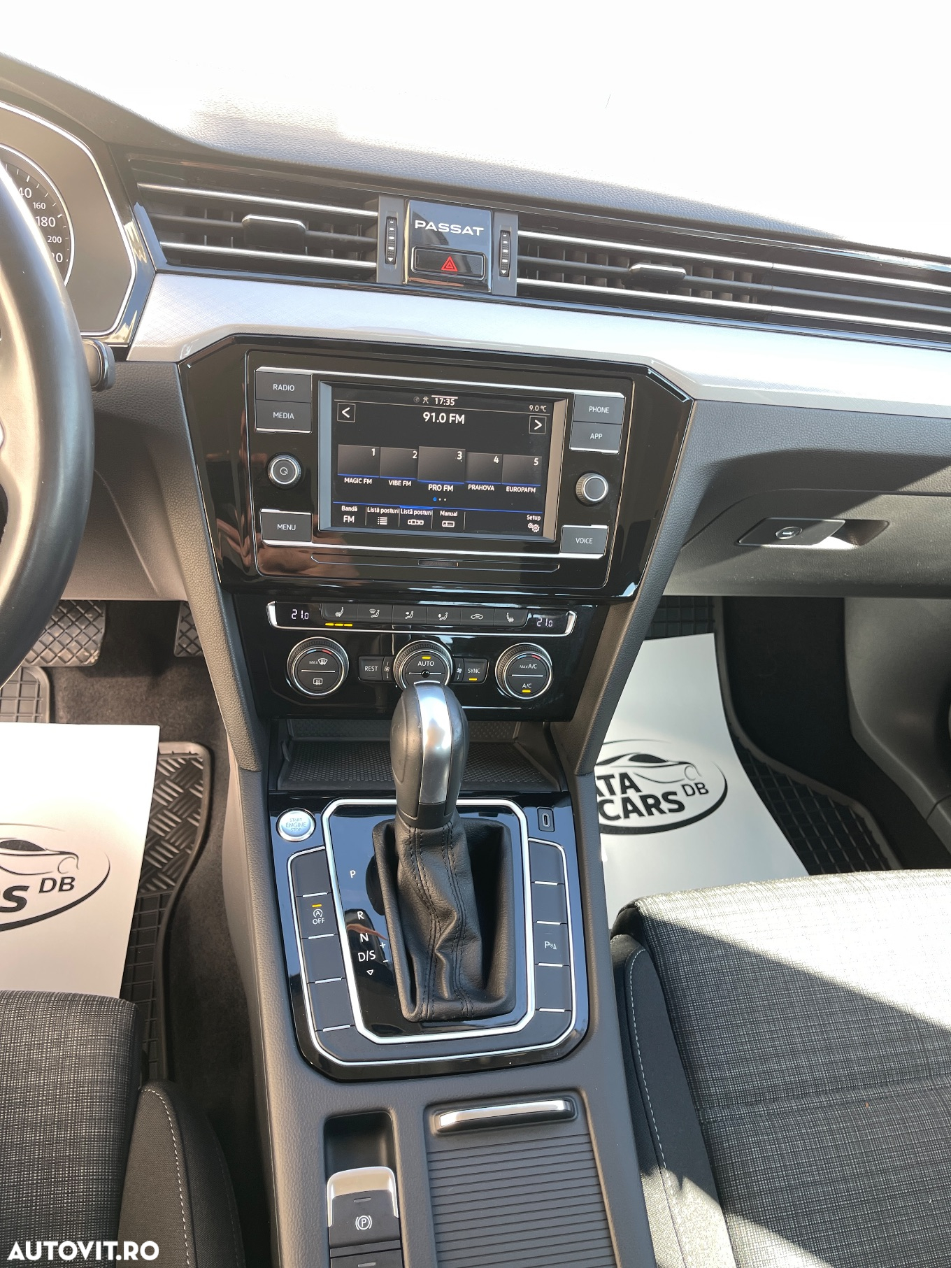 Volkswagen Passat - 31