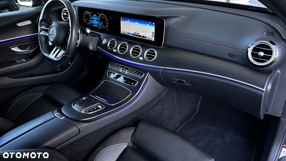 Mercedes-Benz Klasa E AMG 53 4-Matic+ - 22