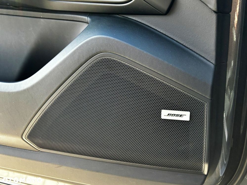 Porsche Cayenne - 18