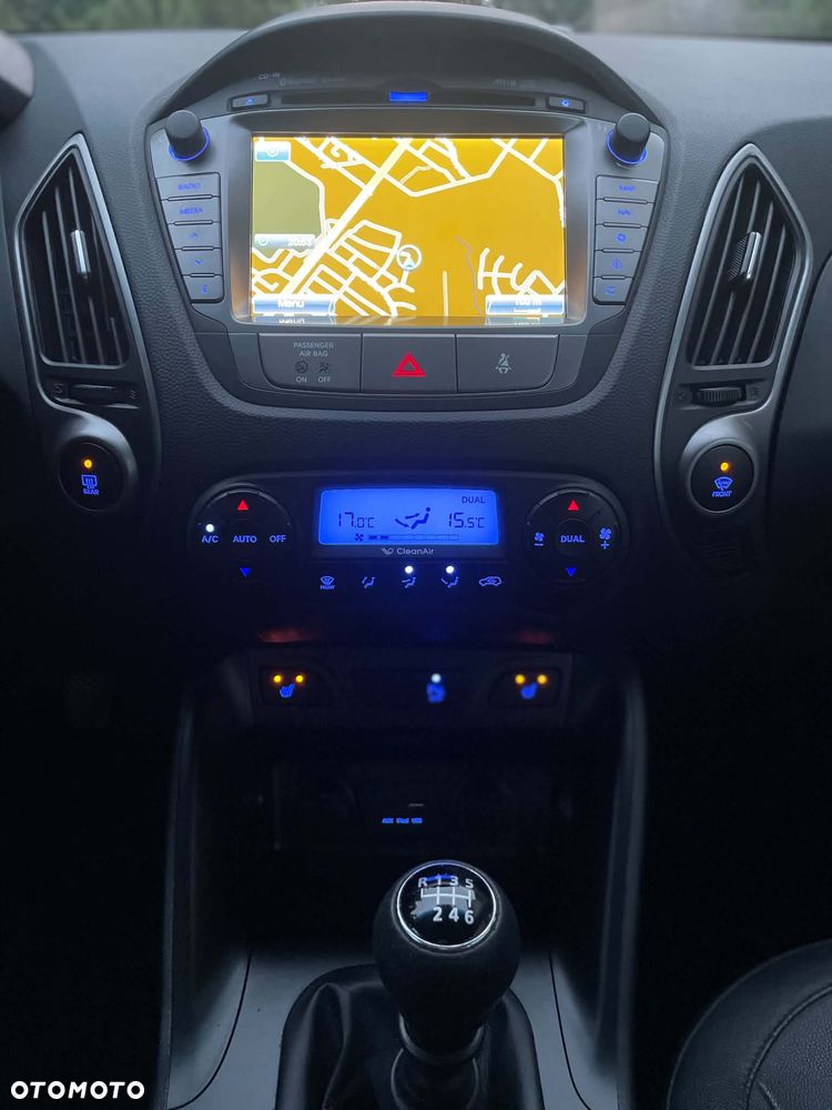Hyundai ix35 - 22