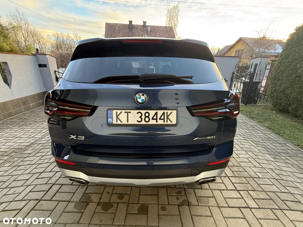 BMW X3 xDrive30i - 9