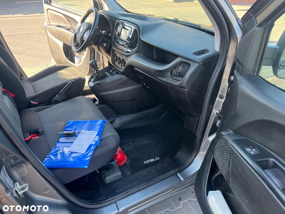 Fiat DOBLO - 8