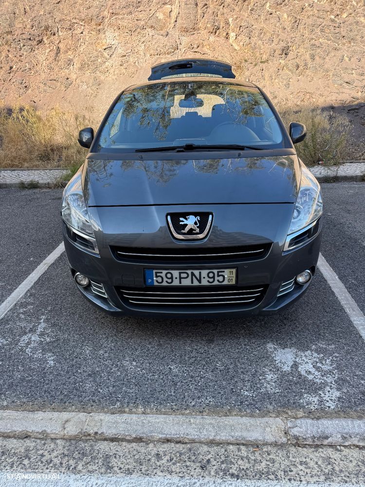Peugeot 5008 1.6 HDi 7L Allure - 1