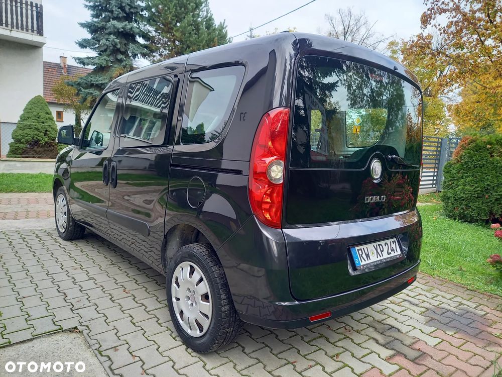 Fiat Doblo 1.4 16V Dynamic - 9