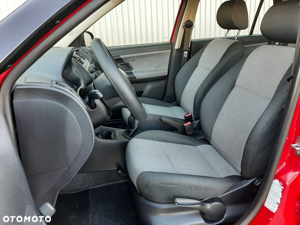 Skoda Fabia - 6
