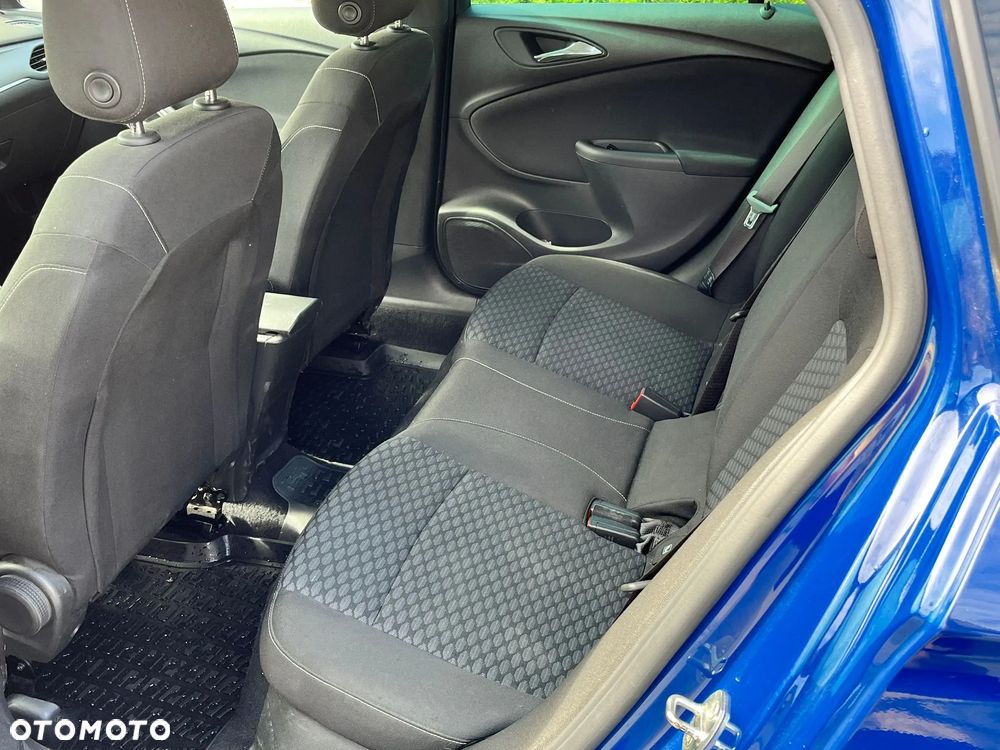 Opel Astra 1.6 CDTI Dynamic - 12