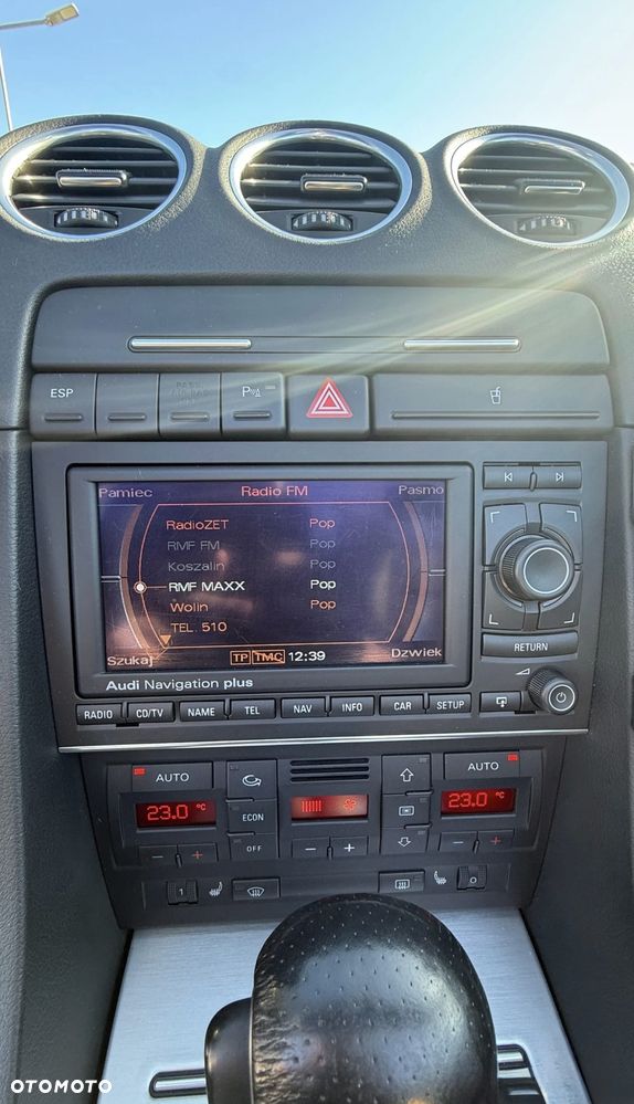 Audi A4 Cabrio 2.0 TFSI multitronic - 19
