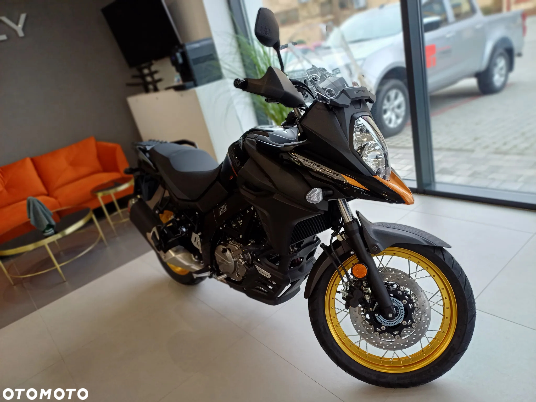 Suzuki V-STROM - 3