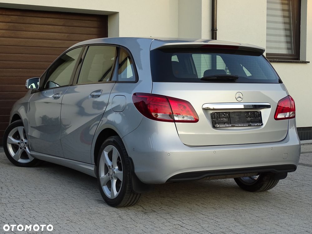Mercedes-Benz Klasa B 180 Edition - 6