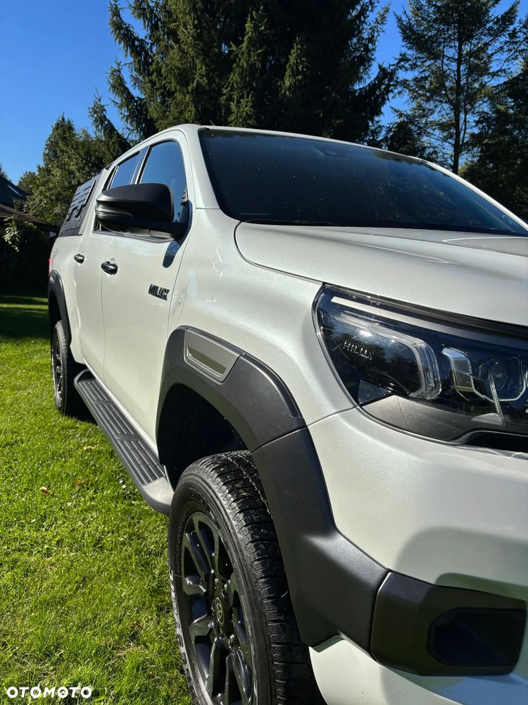 Toyota Hilux - 5