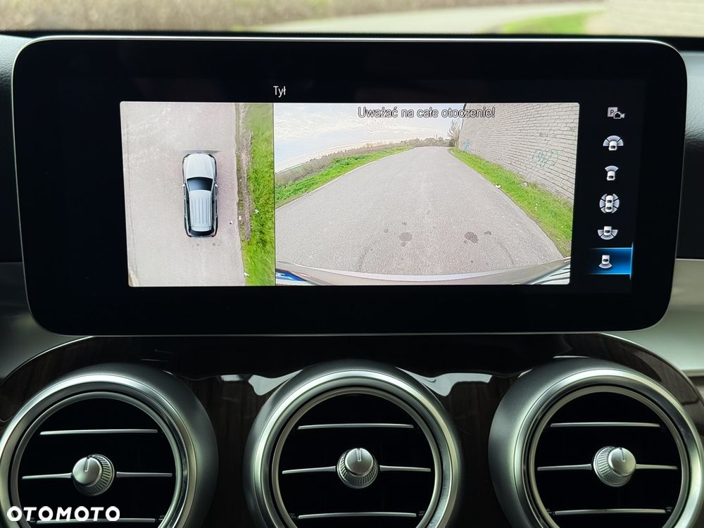 Mercedes-Benz GLC 300 4Matic 9G-TRONIC - 20