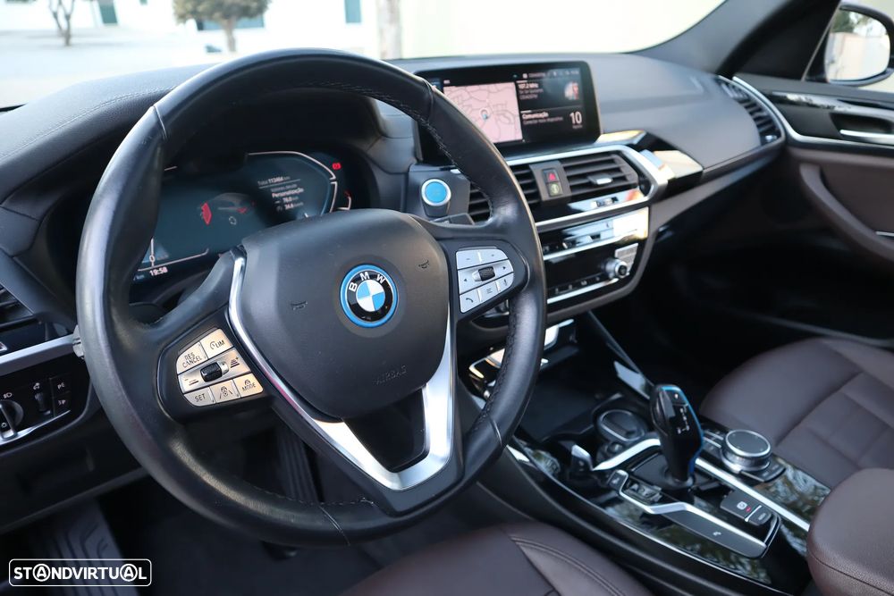 BMW iX3 Inspiring - 20