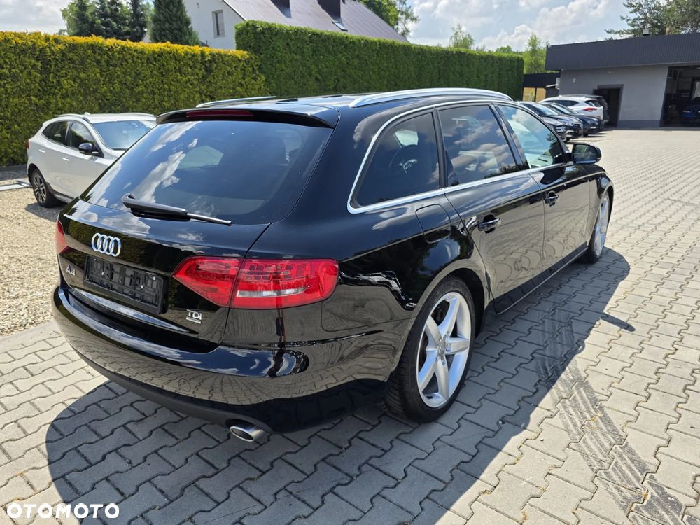 Audi A4 Avant 3.0 TDI Quattro Tiptronic - 9