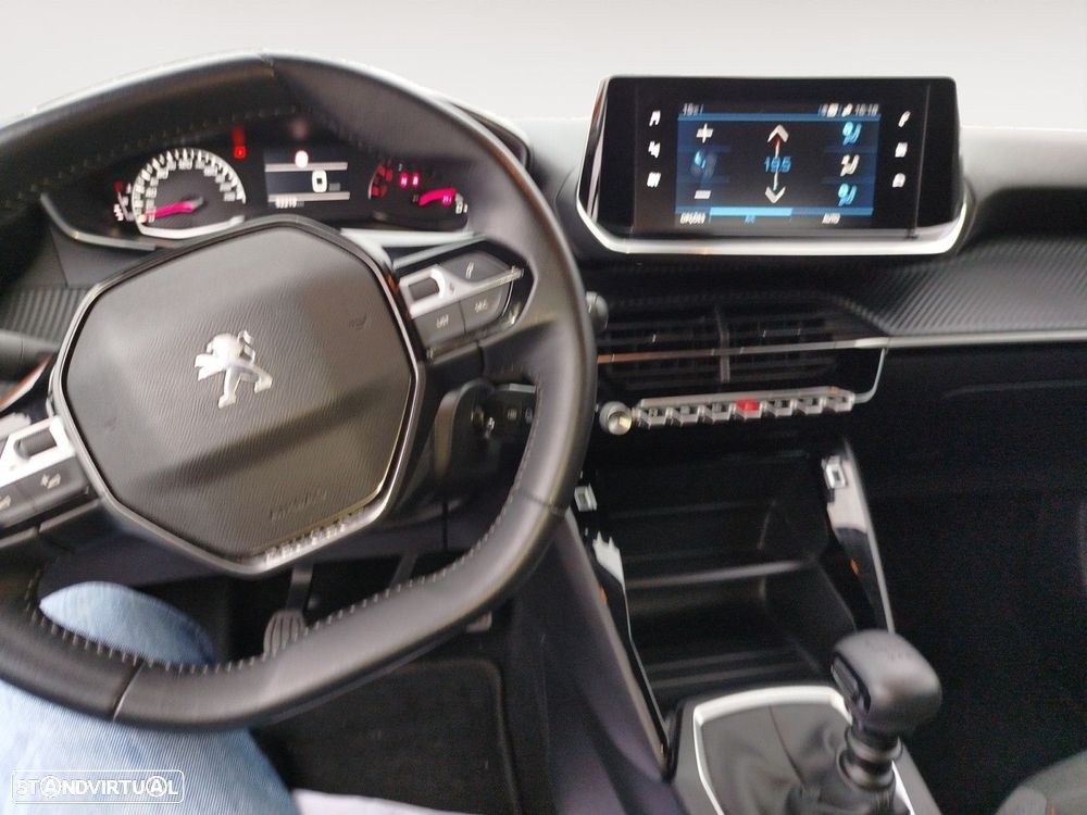 Peugeot 2008 1.2 PureTech Active Pack - 10