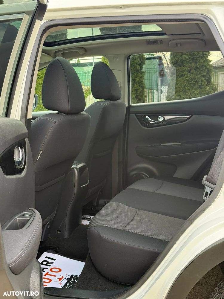 Nissan Qashqai 1.5 DCI N-Connecta - 9