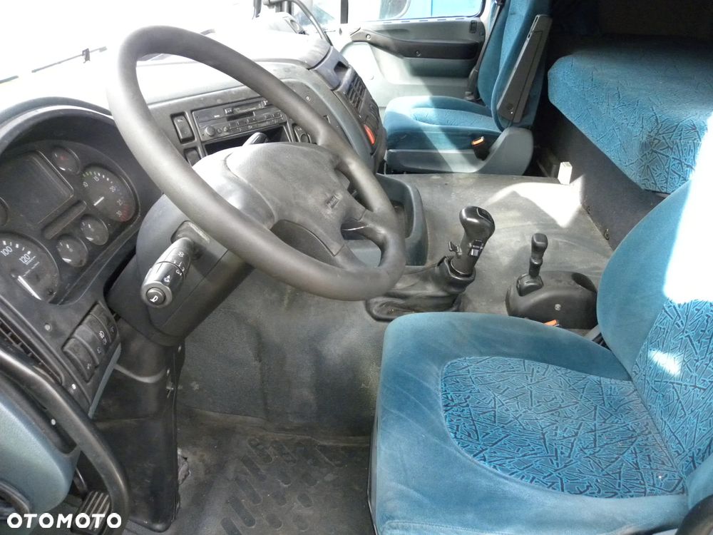DAF LF45.220 - 4
