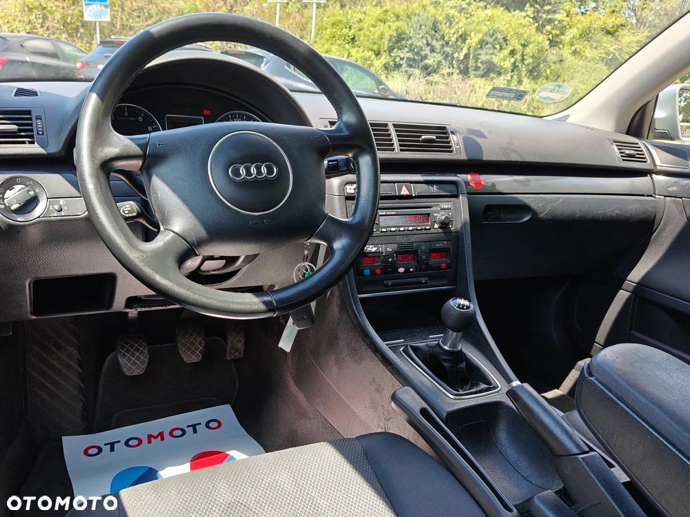 Audi A4 Avant 2.0 TFSI Attraction - 15