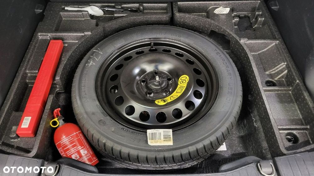 Ford Kuga - 22