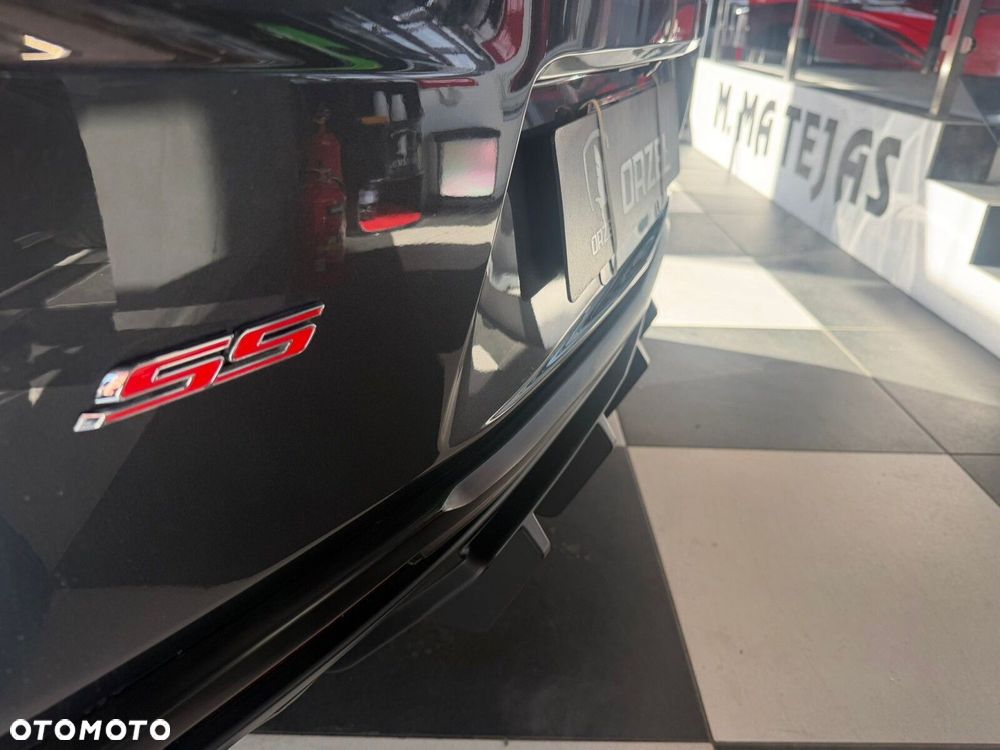 Chevrolet Camaro - 32