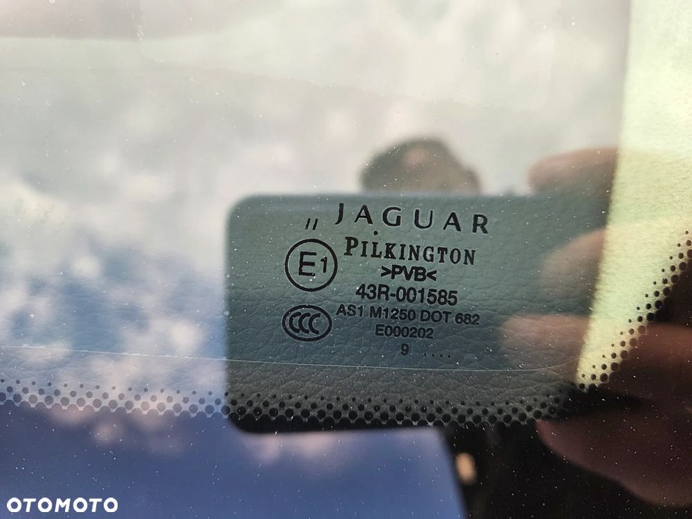 Jaguar XK XKR - 28