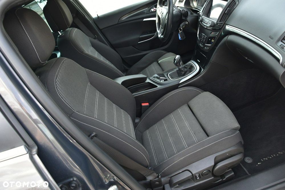 Opel Insignia 2.0 T Active 4x4 S&S - 24