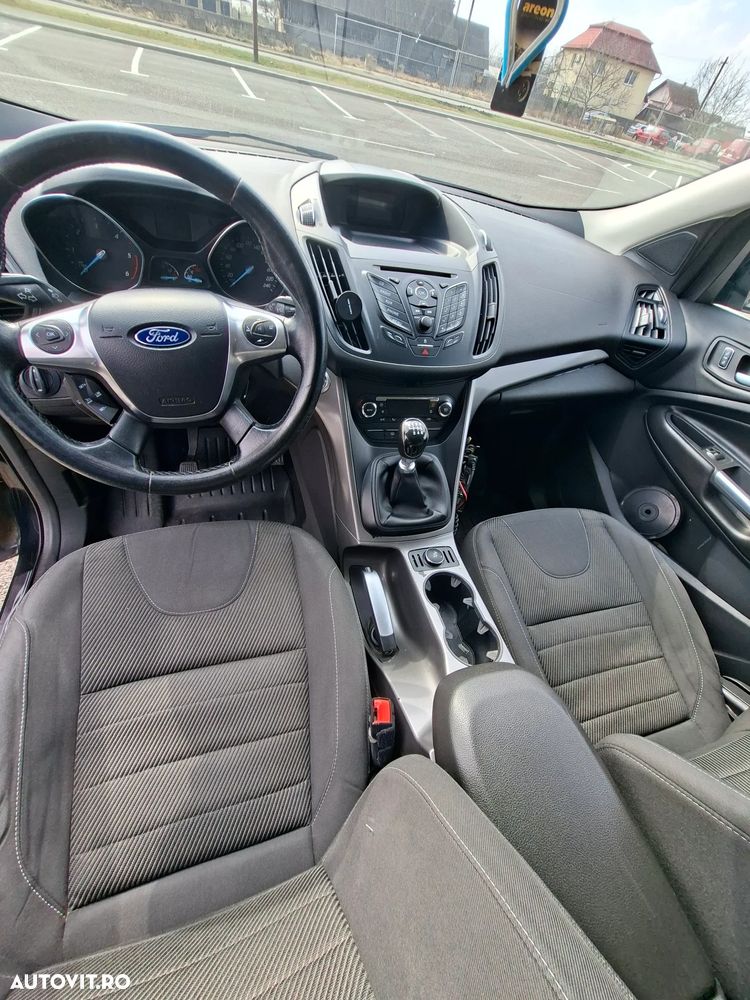 Ford Kuga 2.0 TDCi 2x4 SYNC - 4