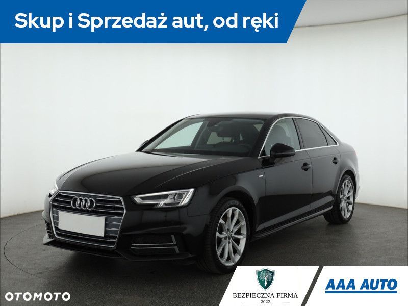 Audi A4 Limousine - 3