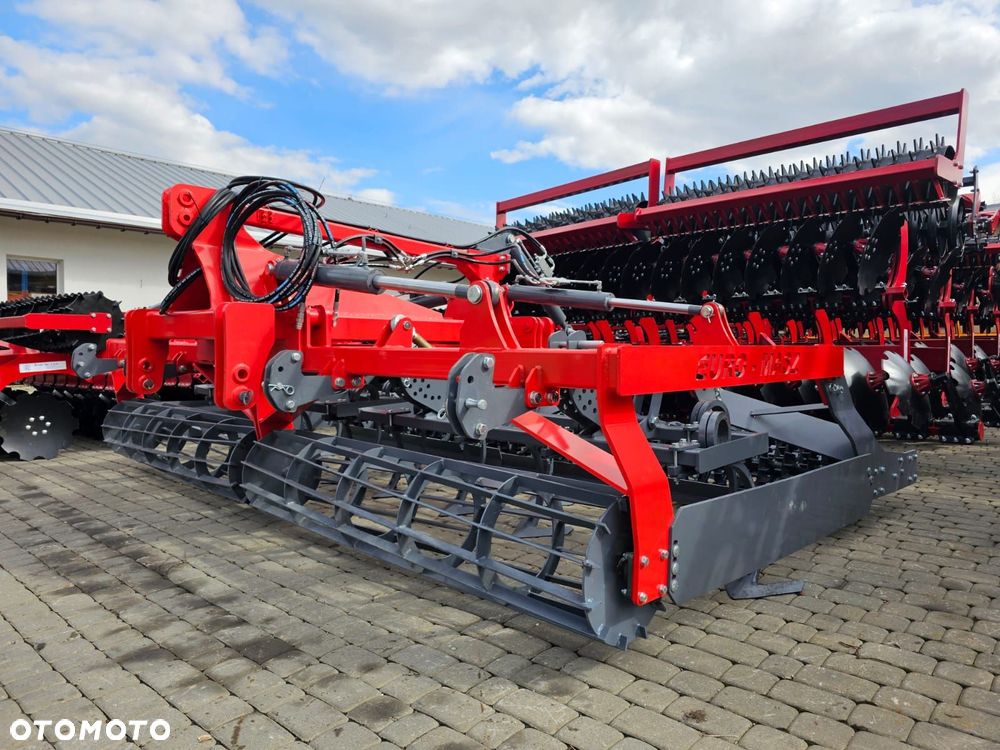 Agregat uprawowo Ciężki składany hydraulicznie strumyk euro-masz - 1