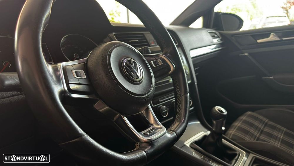 VW Golf 2.0 TDI GTD - 2