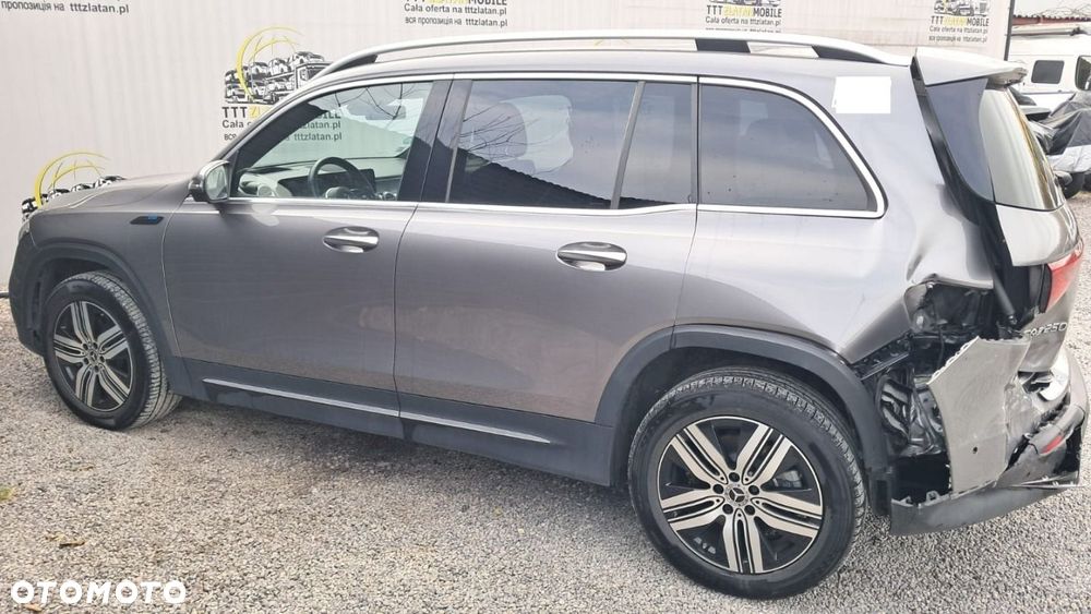 Mercedes-Benz EQB - 19