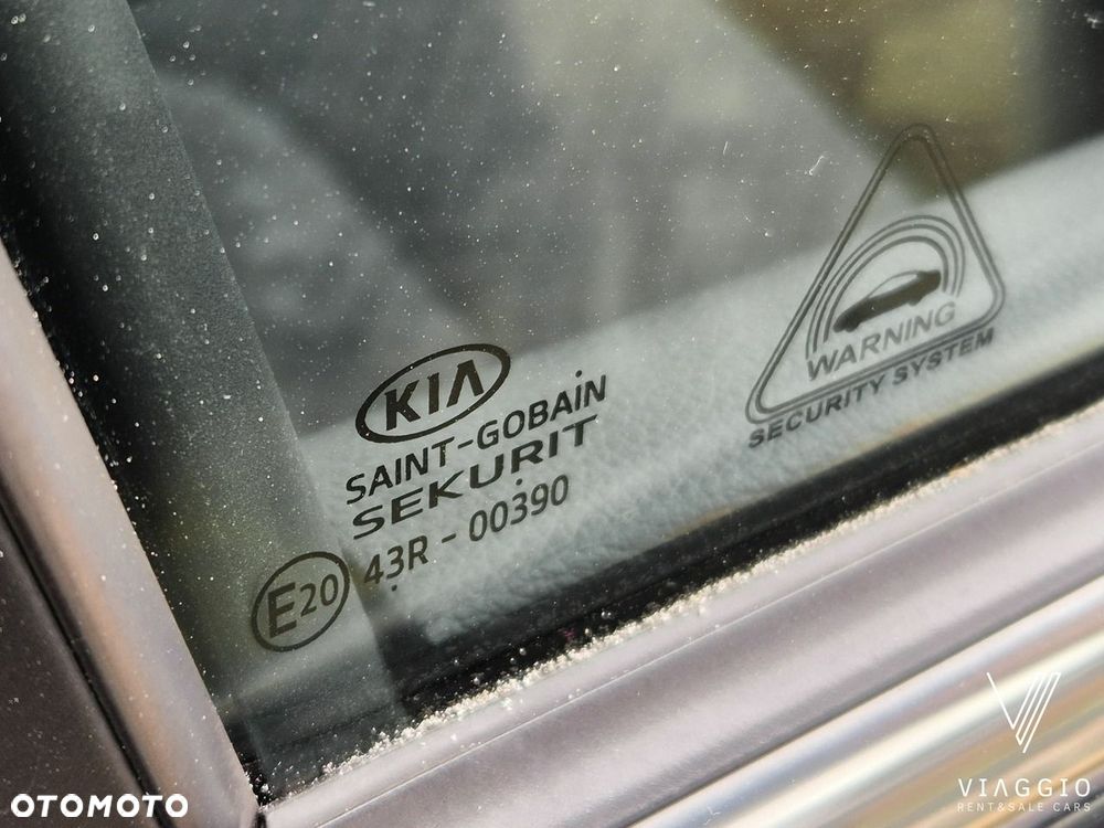 Kia Ceed - 33