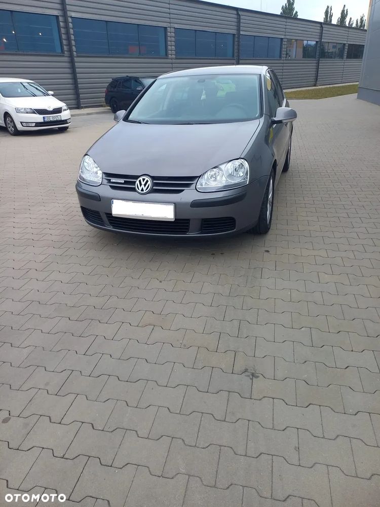 Volkswagen Golf 1.9 TDI DPF United BlueMotion - 4