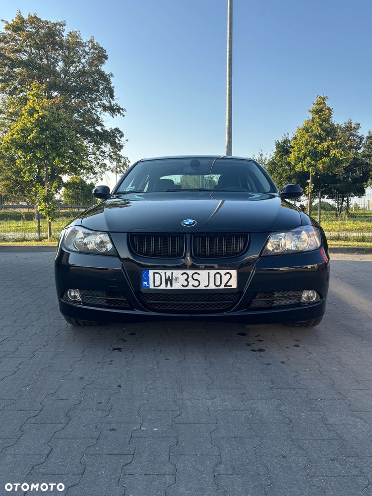 BMW Seria 3 325i - 2