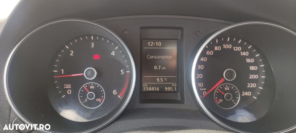 Volkswagen Golf 1.6 TDI DPF Comfortline - 10