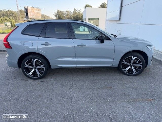 Volvo XC 60 2.0 T6 PHEV Plus Dark AWD - 8