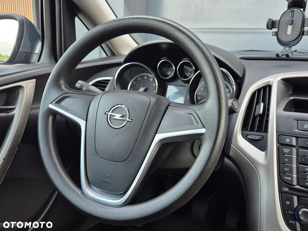 Opel Astra 1.4 Enjoy - 12