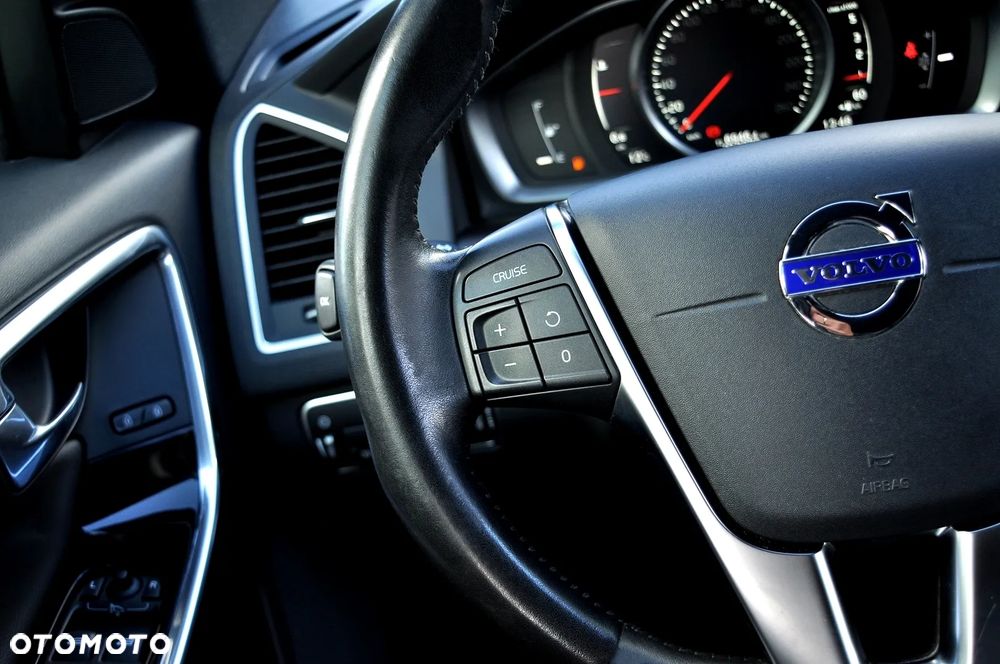 Volvo XC 60 D4 Summum - 35