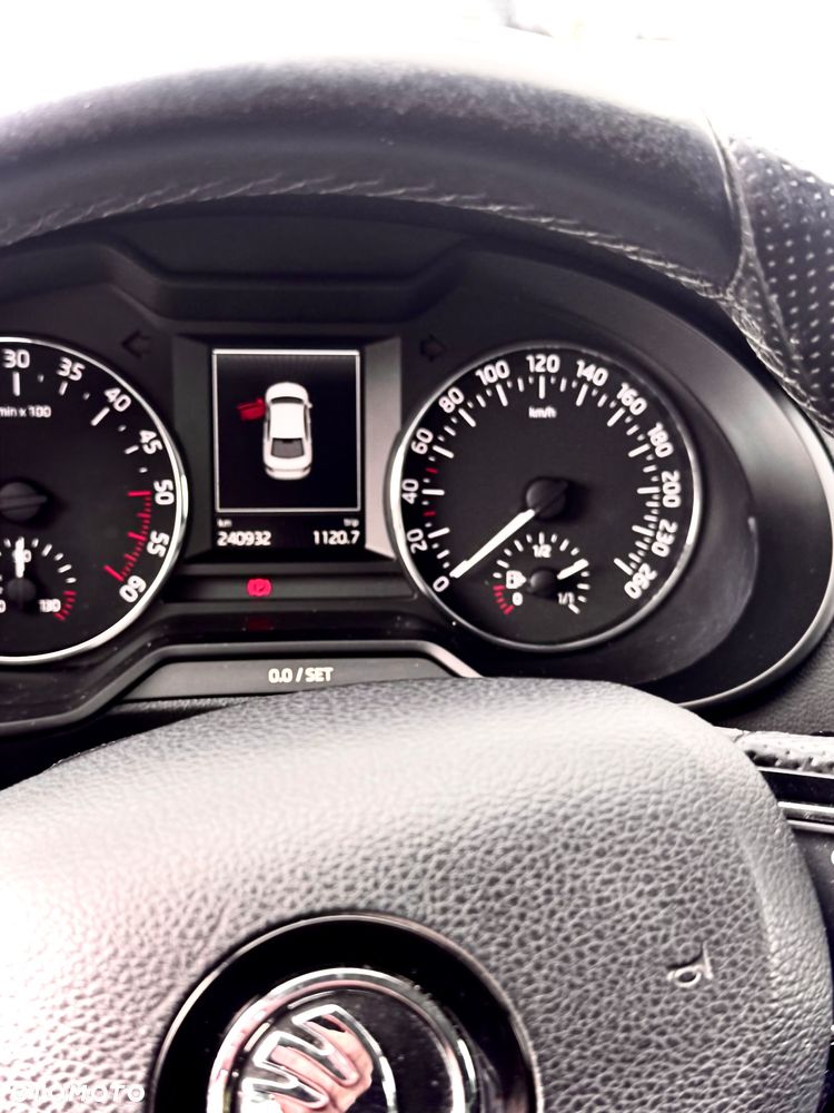 Skoda Octavia 2.0 TDI Edition - 7