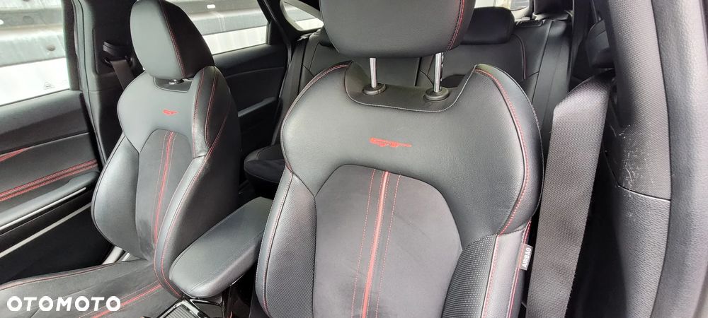 Kia ProCeed 1.6 T-GDI GT DCT - 2