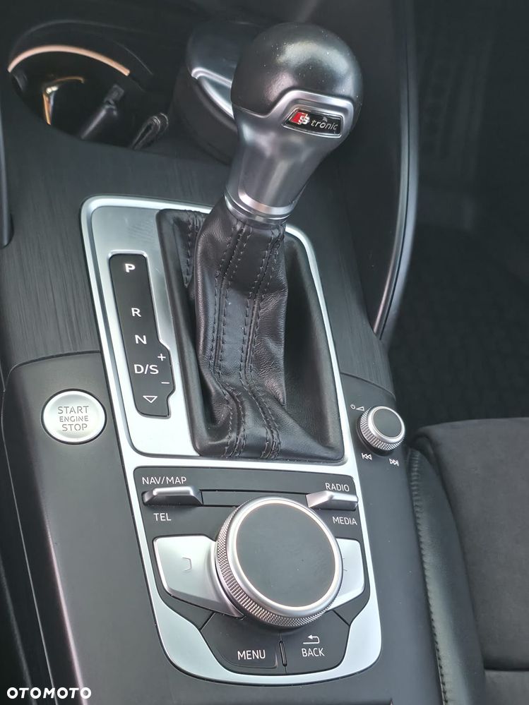Audi A3 Sportback 1.5 TFSI Sport S tronic - 24