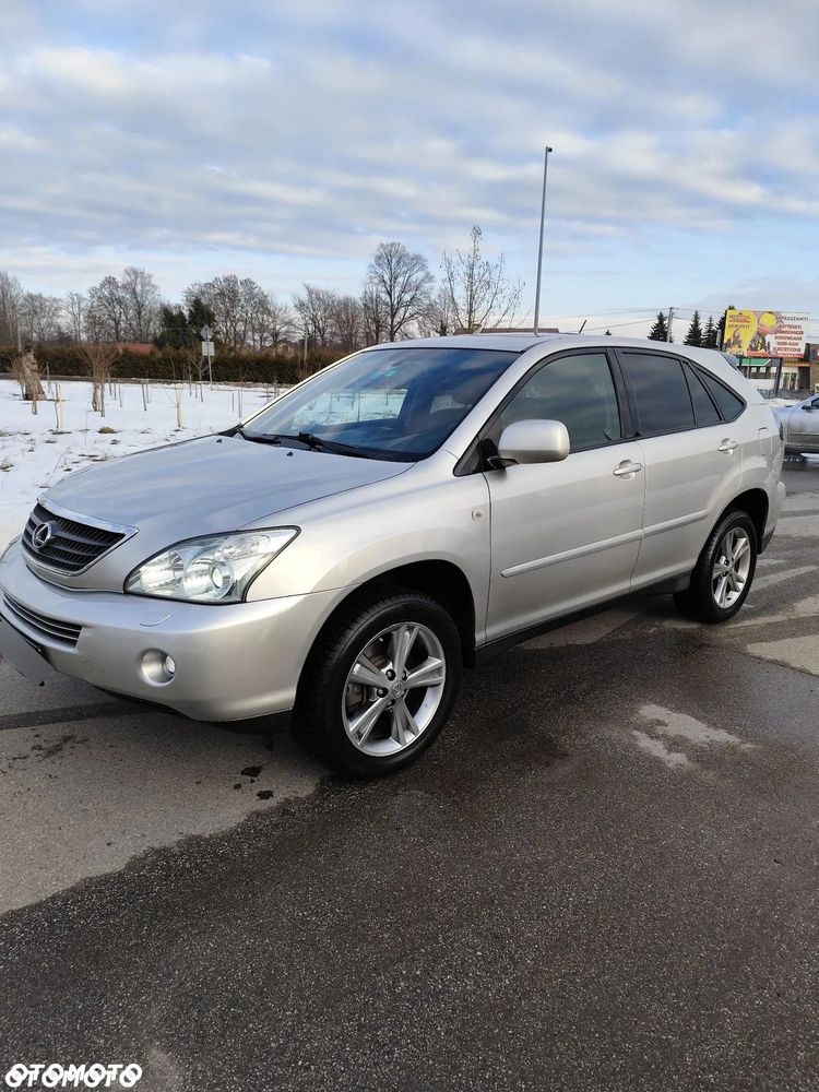 Lexus RX - 9