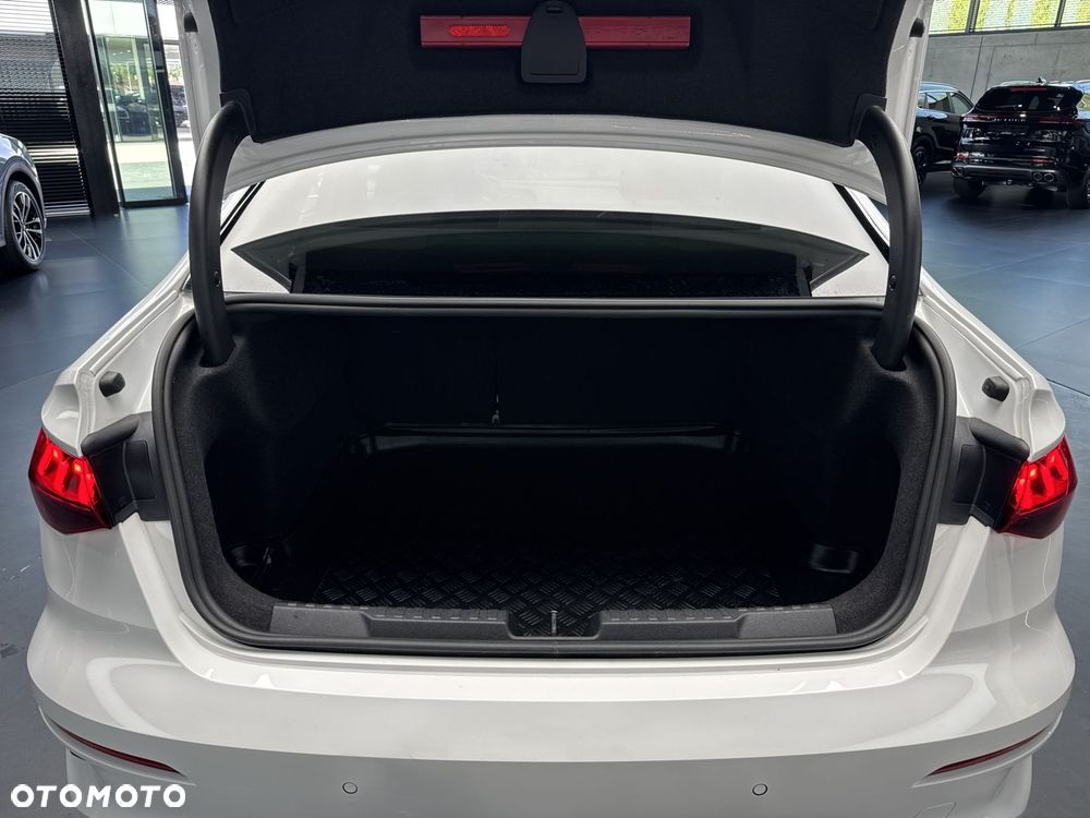 Audi A3 Limousine 35 TFSI mHEV Advanced S tronic - 20
