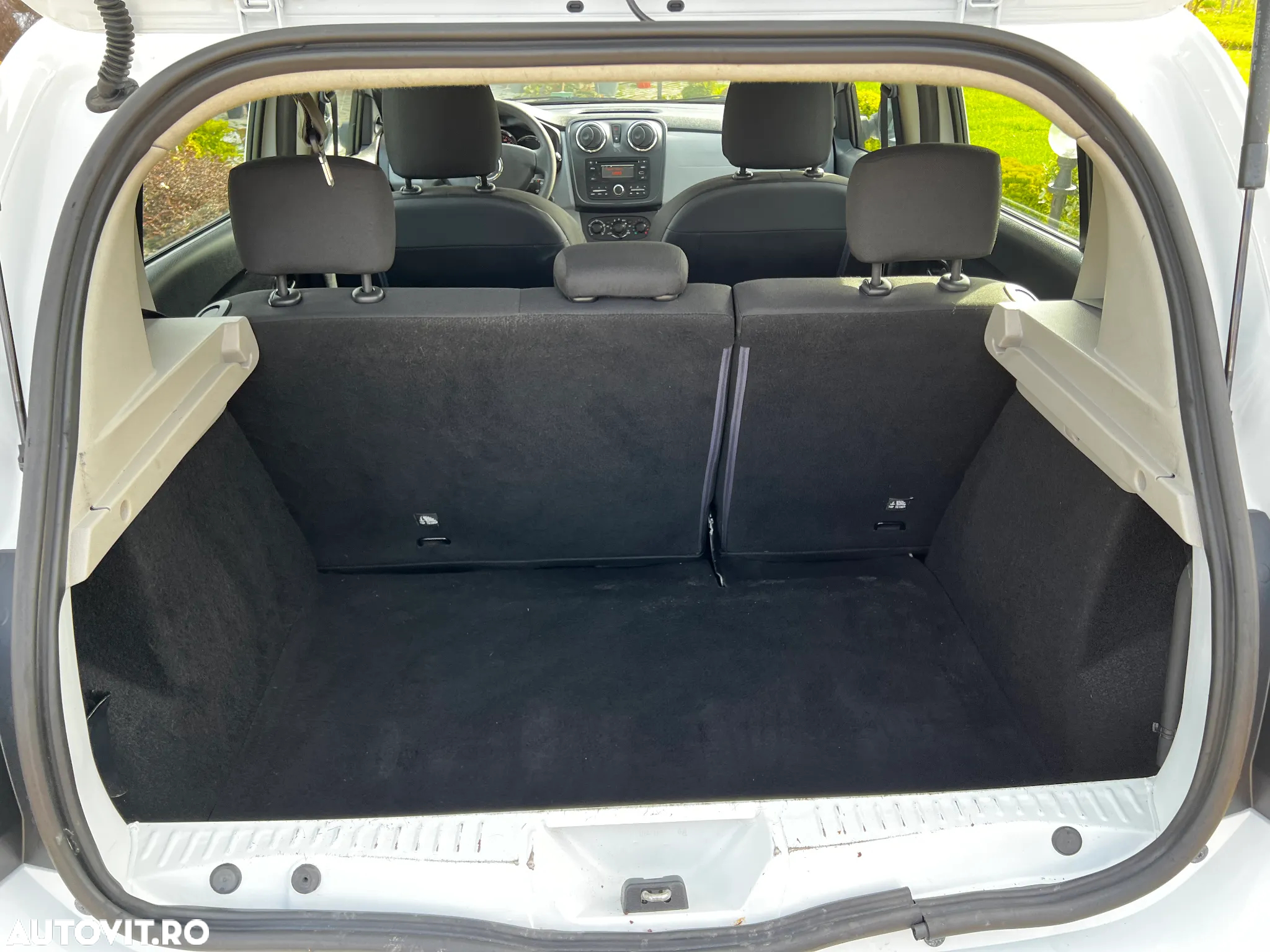 Dacia Sandero 1.2 16V - 25