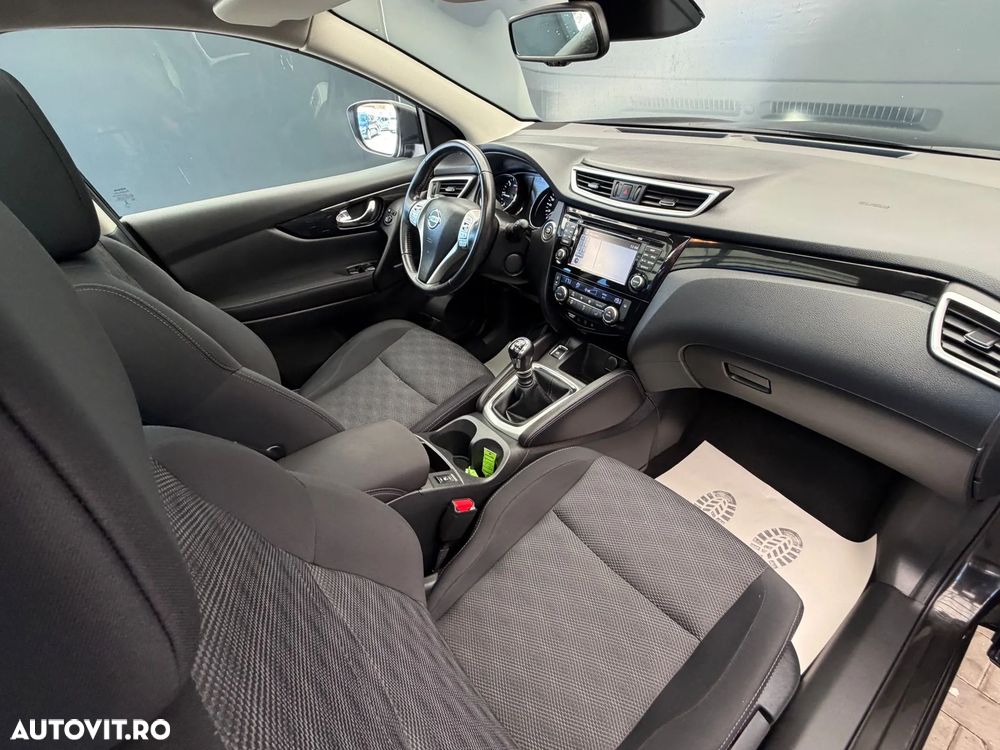 Nissan Qashqai 1.6 DCI ALL-MODE 4x4i N-Connecta - 13