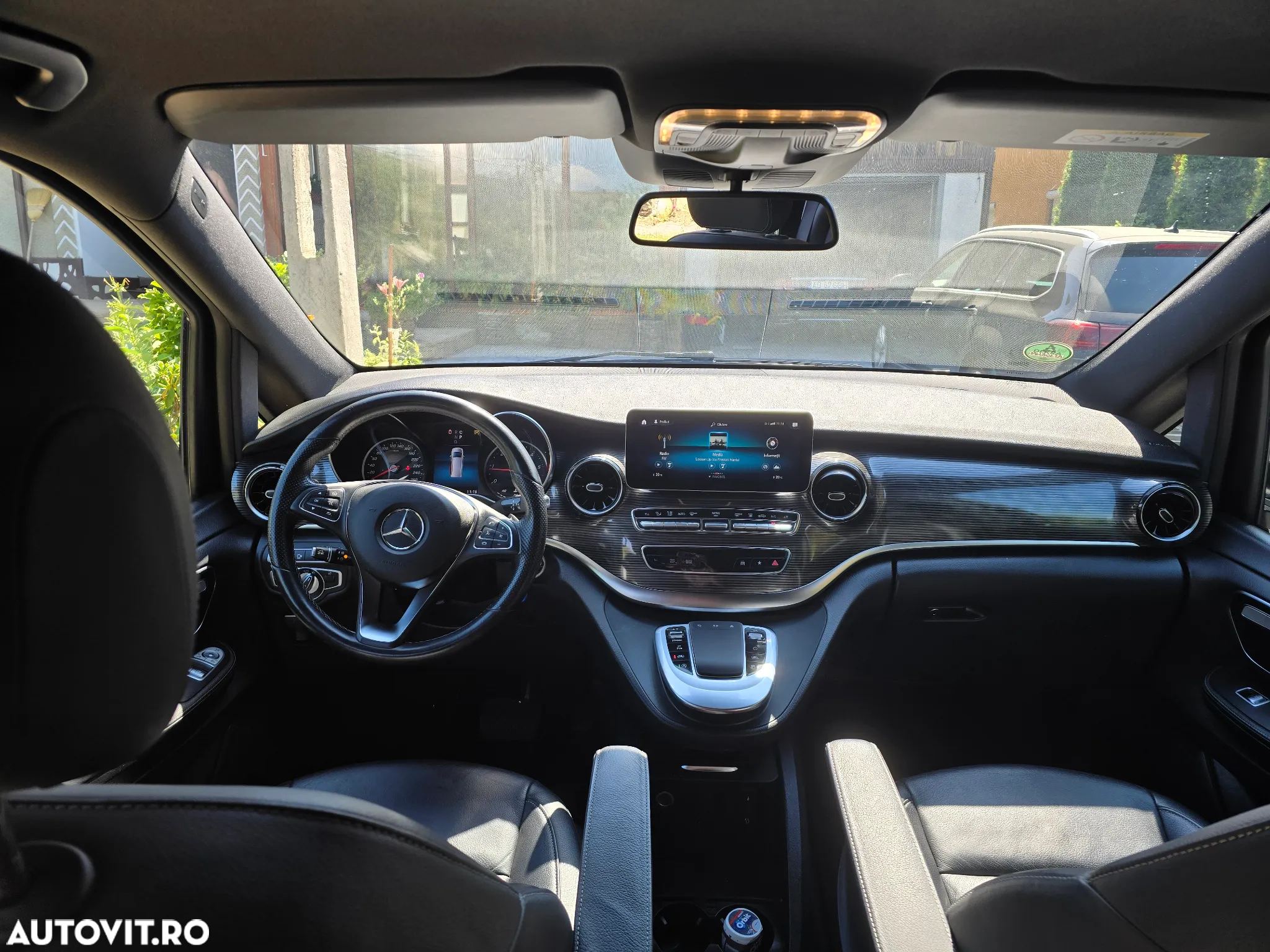 Mercedes-Benz V 300 d lang 4Matic 9G-TRONIC Avantgarde Edition 2020 - 9