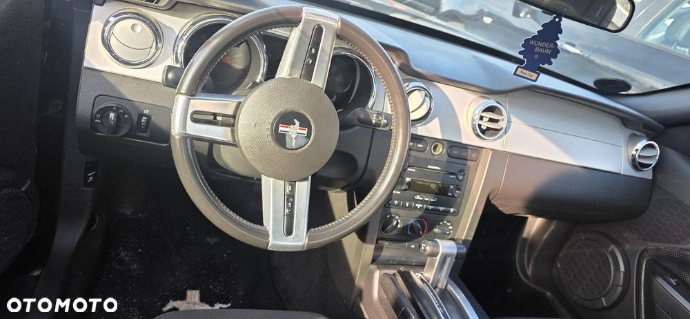 Ford Mustang - 18