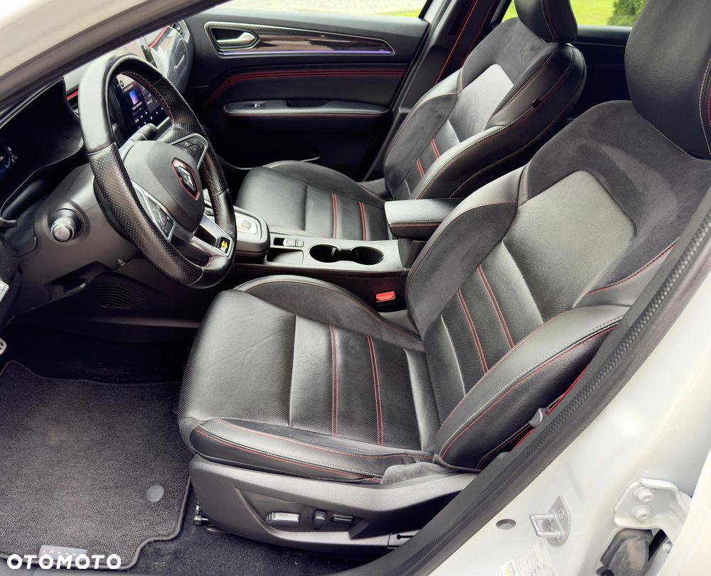 Renault Arkana 1.6 E-TECH R.S Line MMT - 24