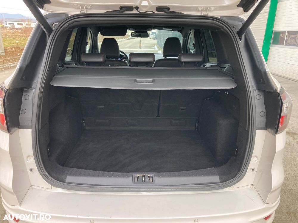 Ford Kuga 2.0 TDCi 4x4 Aut. ST-Line - 30