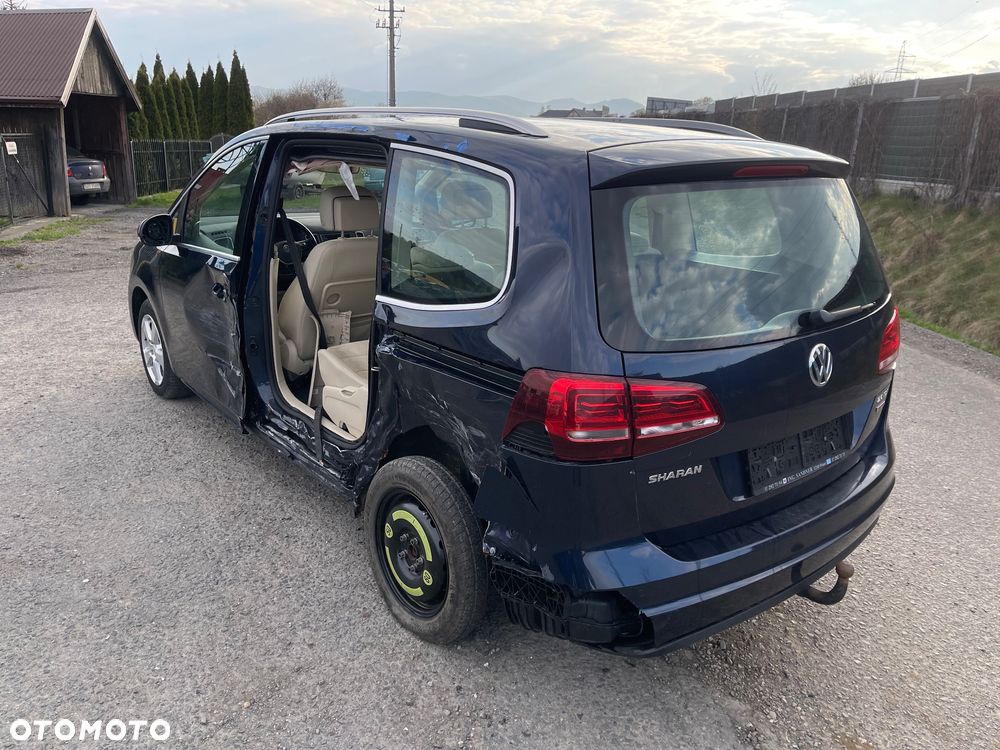 Volkswagen Sharan 2.0 TDI 4MOTION BlueMotion Technology Cup - 38