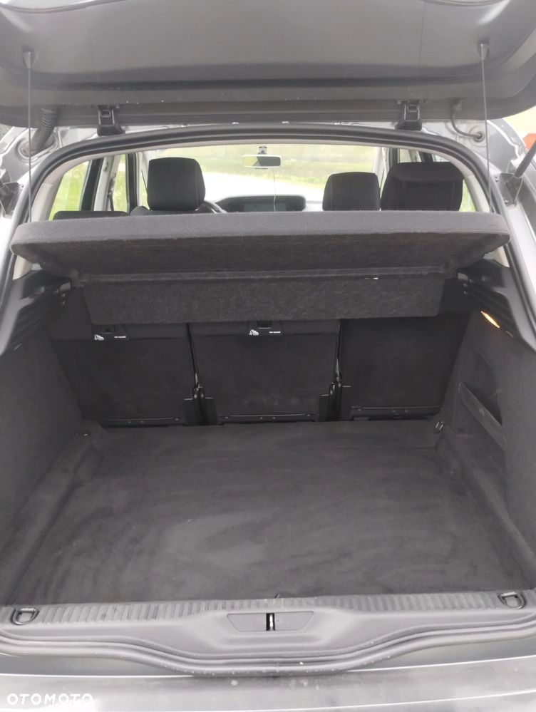Citroën C4 Picasso - 8
